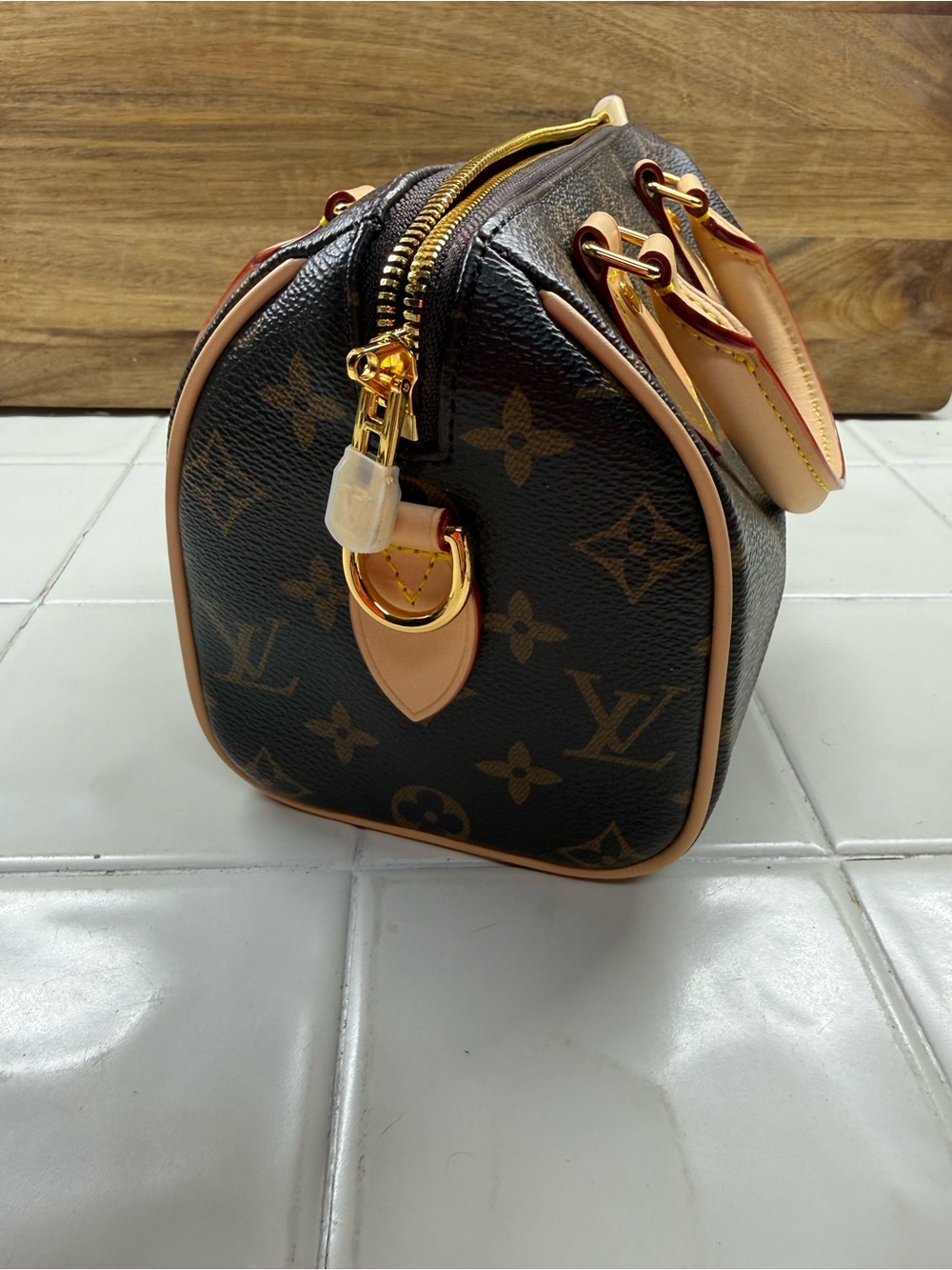 Monogram Canvas Speedy Brown with Pink Accent Strap. 20CM - Picture 7 of 7